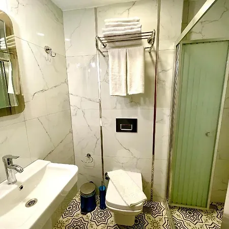 Zem Otel 3*